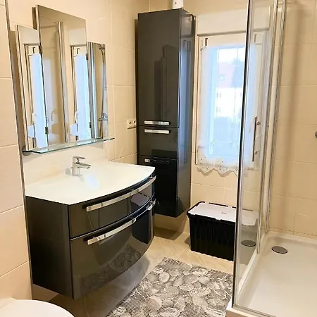 Extrem Ruhiges Apartment- Ost