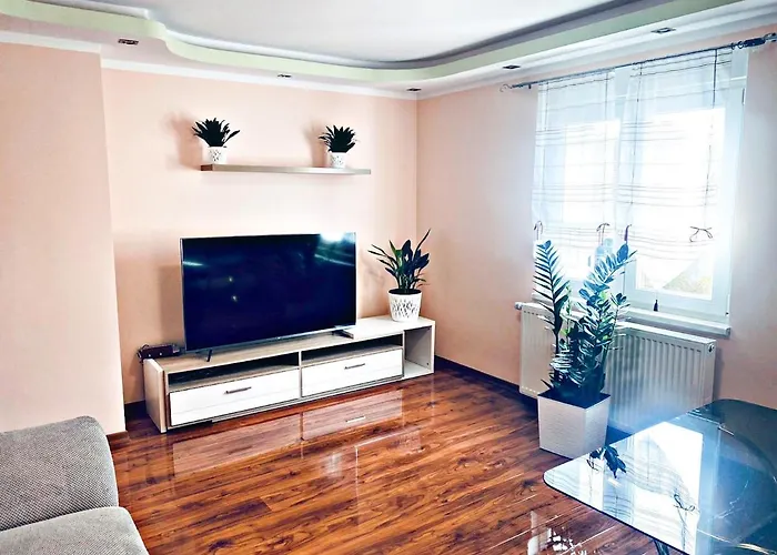 Extrem Ruhiges Apartment- Ost * لبسيا