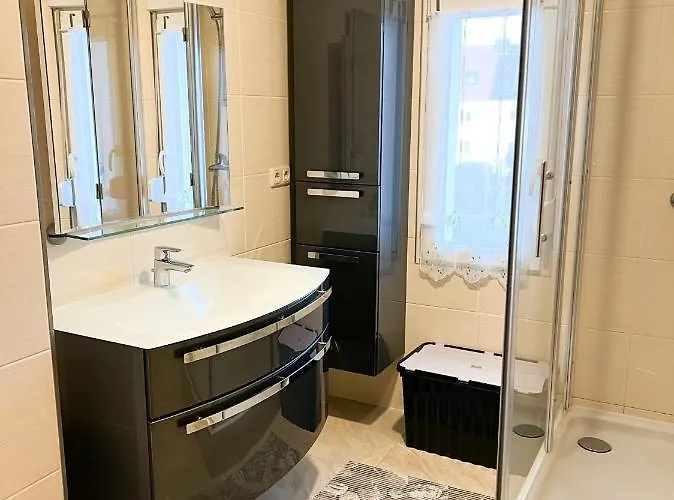 Extrem Ruhiges Apartment- Ost